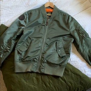 Alpha Industries MA-1 Slim Bomber